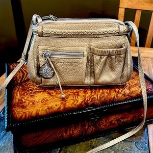 Like New Brighton Cross Body in gold Leather